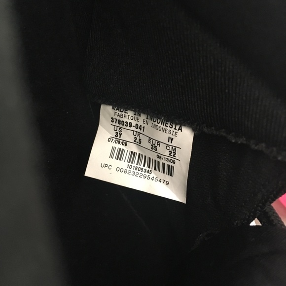 Jordan 11 - Picture 4 of 4